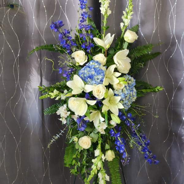 Blue Skies Standing Spray