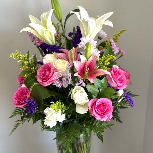 . Lily & Rose Delight