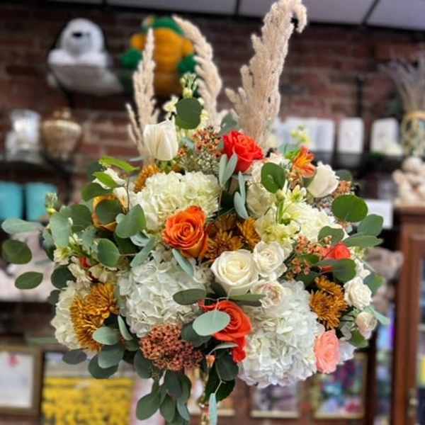 Stunning Autumn Luxe Floral Arrangement – Available for Flower Delivery in Amityville