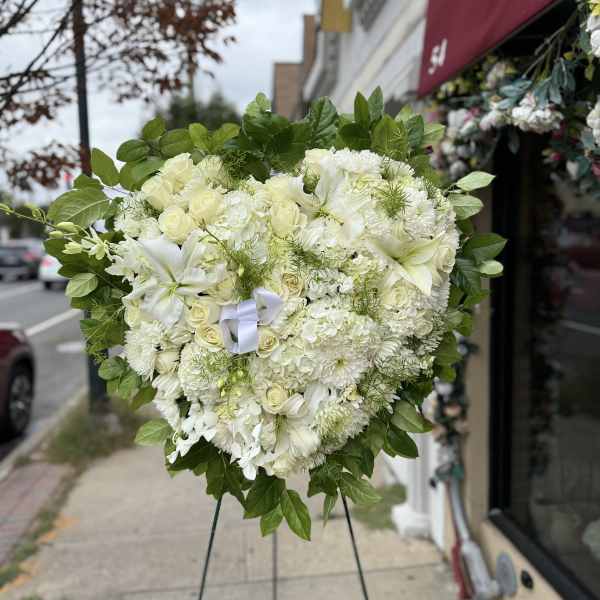 Cherished Heart Tribute (Deluxe Shown)