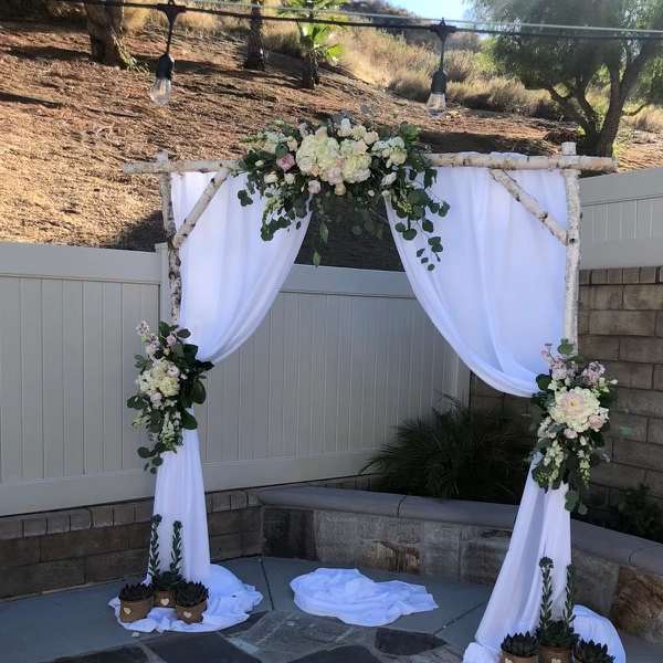 Rustic Elegance Summer Arch