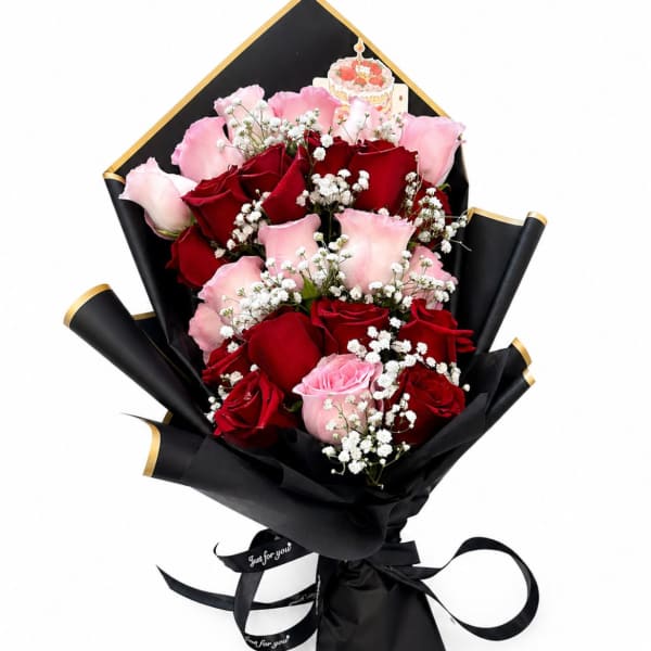 Classic Red & Pink Rose Bouquet