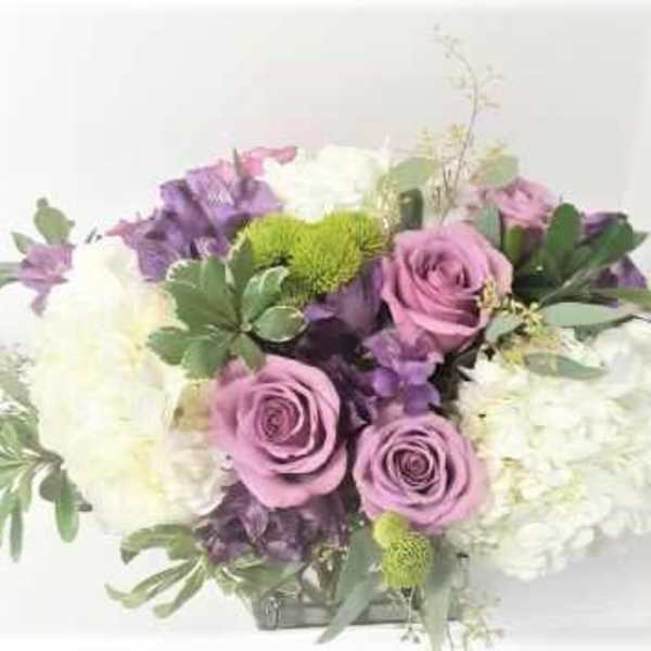 Vintage style centerpiece