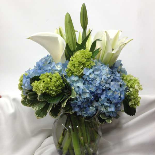 Elegant Sophistication Bouquet