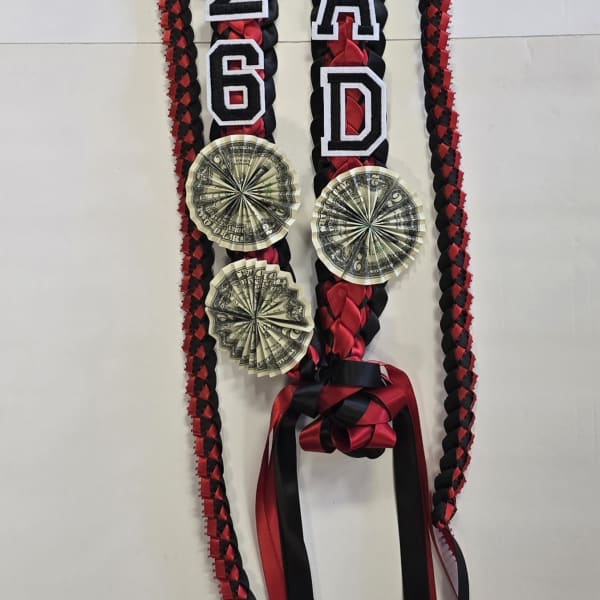 Black & Red 2026 Money Lei #33