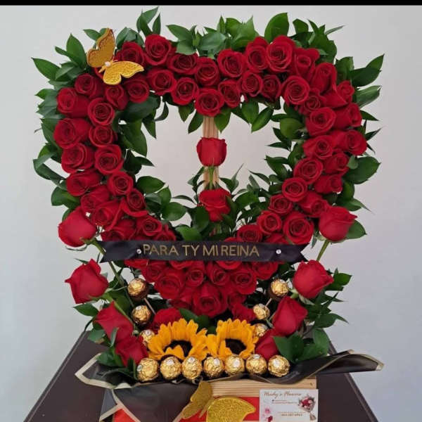 HEART IN LOVE. CORAZON ENAMORADO