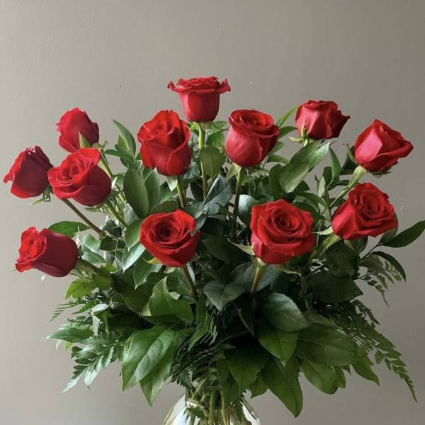 sweet 12 roses