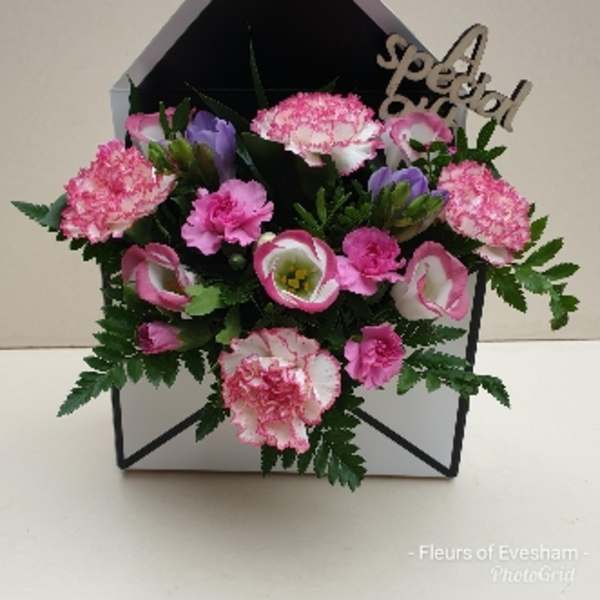 A Love Letter of Flowers