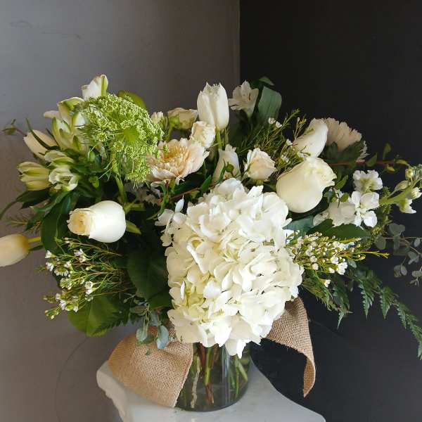 #725 Designer choice floral arrangement