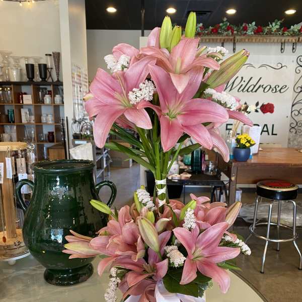 Beautiful Lily Topiary