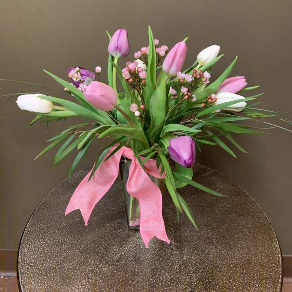 10 Spring Tulips