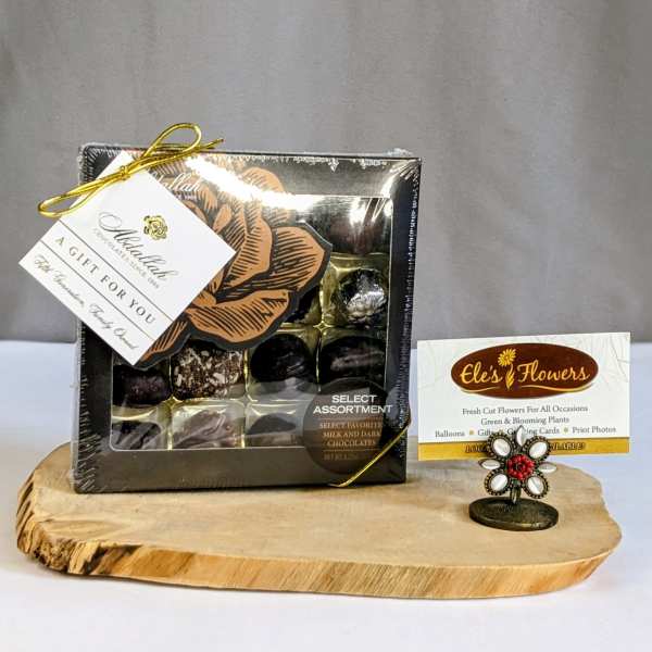 Select Assortment Milk & Dark Chocolate - 6.25 oz