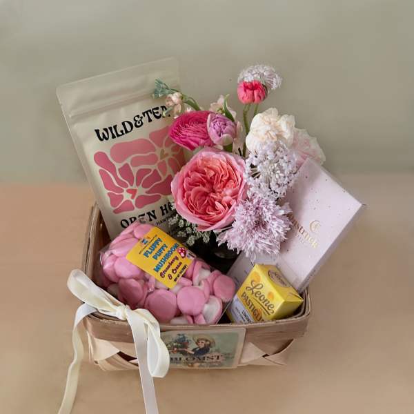 Carrie Candy Basket