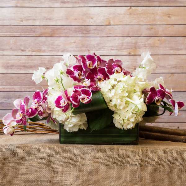 OBLONG CENTERPIECE