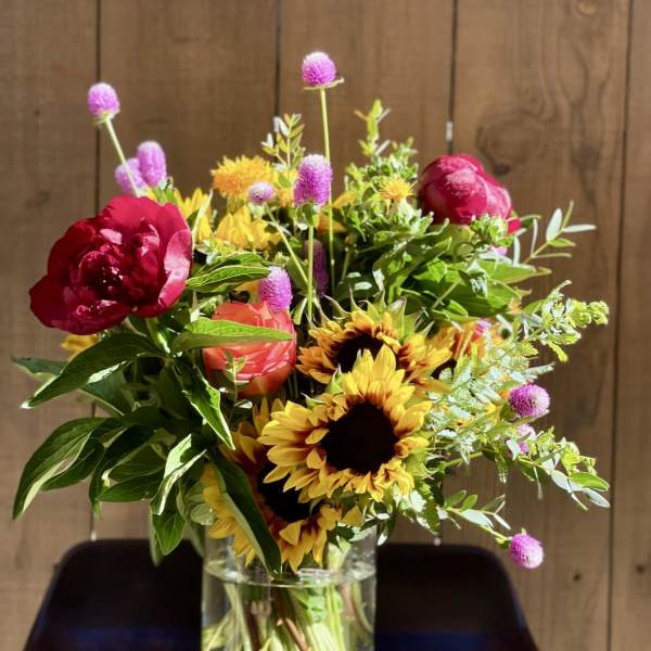 GOLDEN HOUR BLOOMS