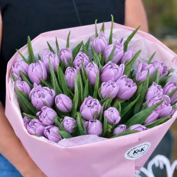 “Lilac Elegance” Tulips Bouquet