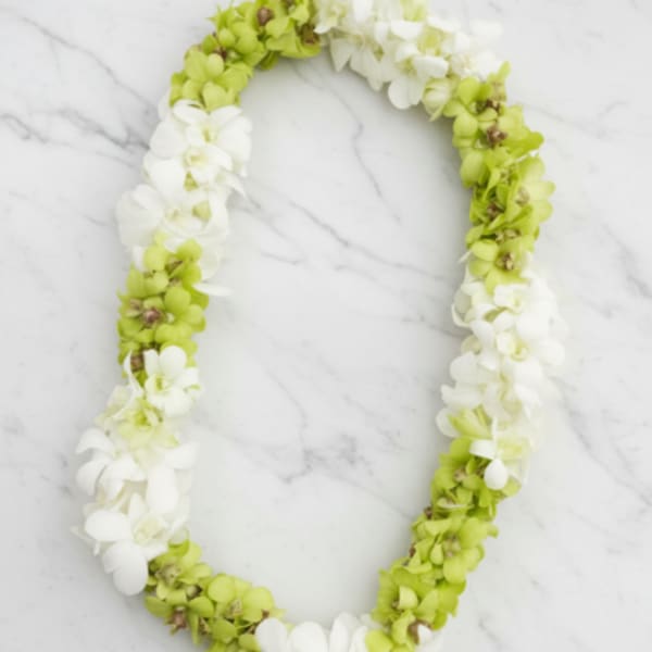 Double Green and White Chunk Lei