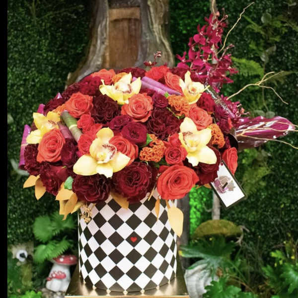 Checkers hat box of love
