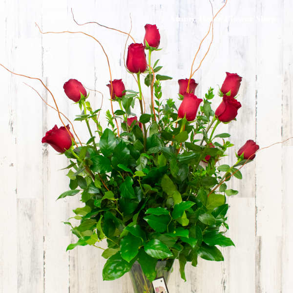 Traditional Classic Dozen Roses