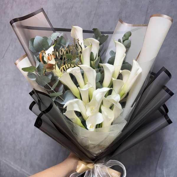 Calla lilies lovers bouquet