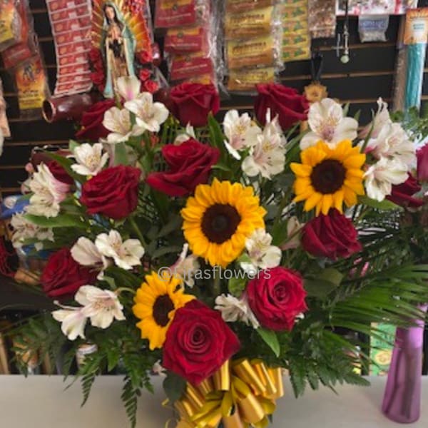 Roses & More
