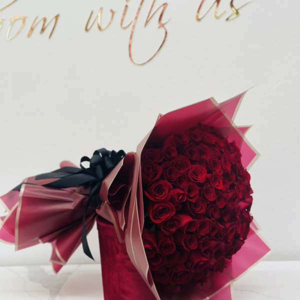 Red Roses romance