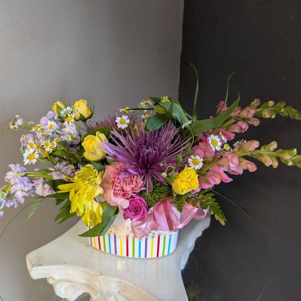 # 746 Designers choice vase arrangement
