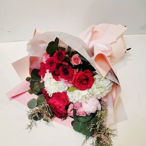 Cupid's Rose Garden