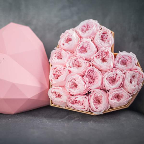 Pink Roses Heart