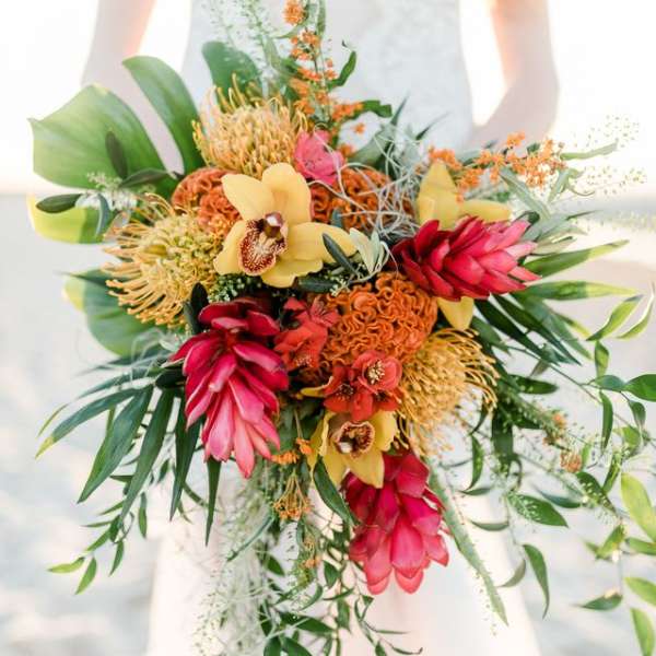 Tropical wedding memories bouquet with haku Package