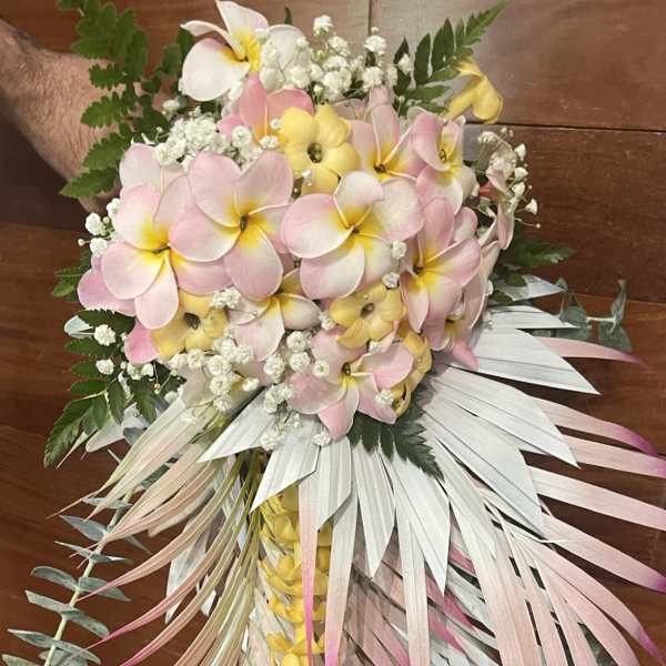 The ultimate exotic wedding bouquet