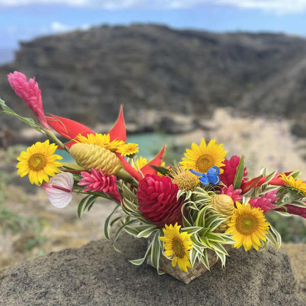 Summer Sunflower Symphony (OAHU ONLY)