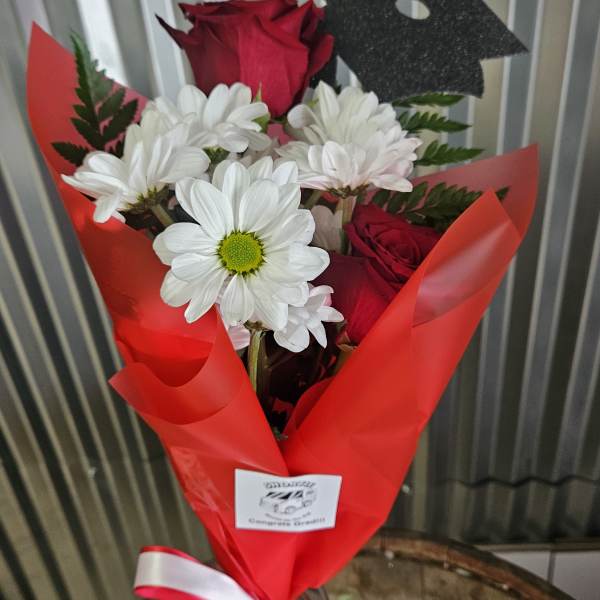 Grad Bouquet in Red and White