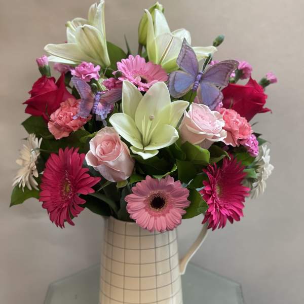 Pitcher in pinks