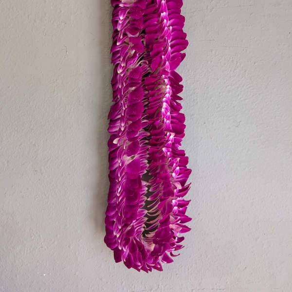 Flat dendrobium orchid lei.