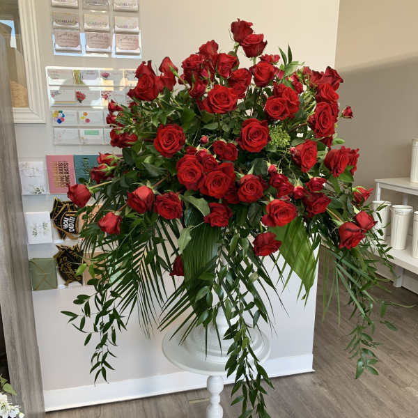 Amore Centerpiece