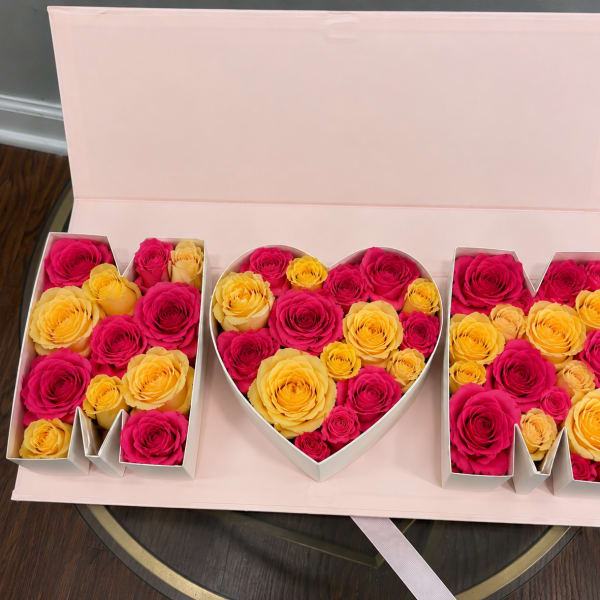 “MOM” rose box