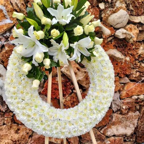 WHITE CROWN