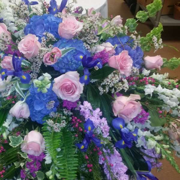 Springtime Memory Casket Spray