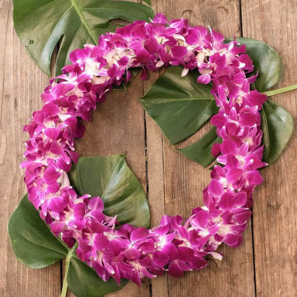 Bombay Fresh Double Orchid Lei