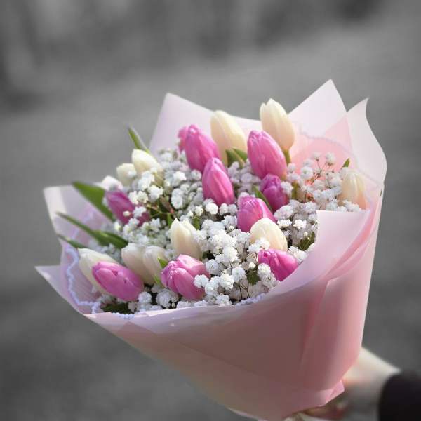 Tulips bouquet