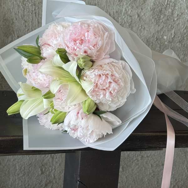 Peony Seasonal Wrap