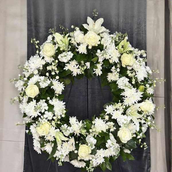White Round Spray