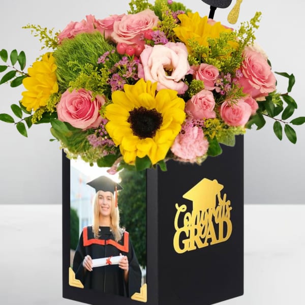 Graduation Celebration Box – sunflower Rose Elegance