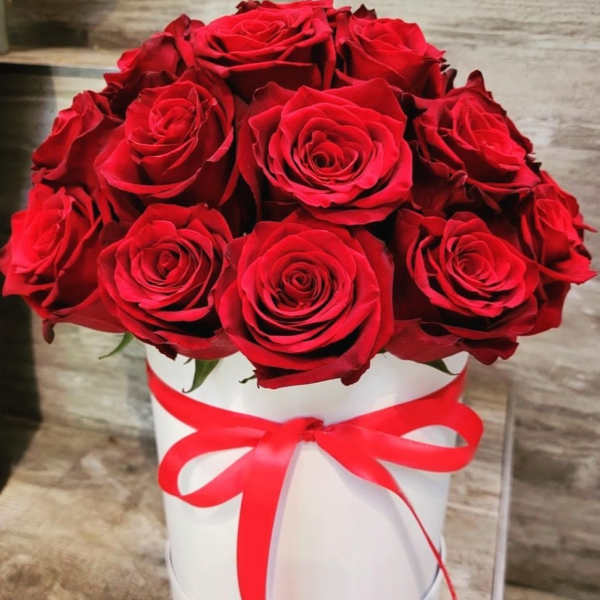 Two dosen roses
