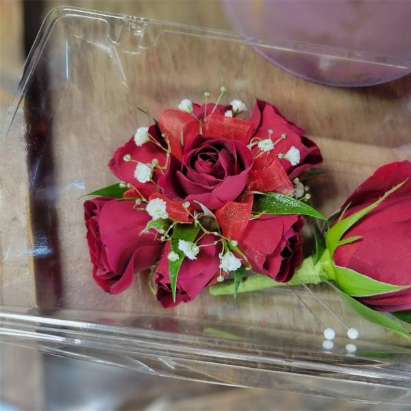 Red Rose Package