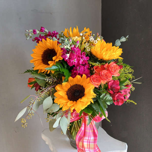 #716 Designer's Choice Vase Arrangement