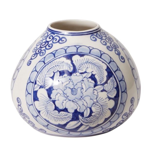 Eleanor Vase
