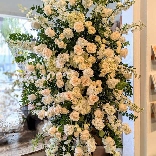 Purely White Standing Spray