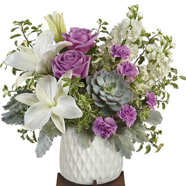 Teleflora's Garden Oasis